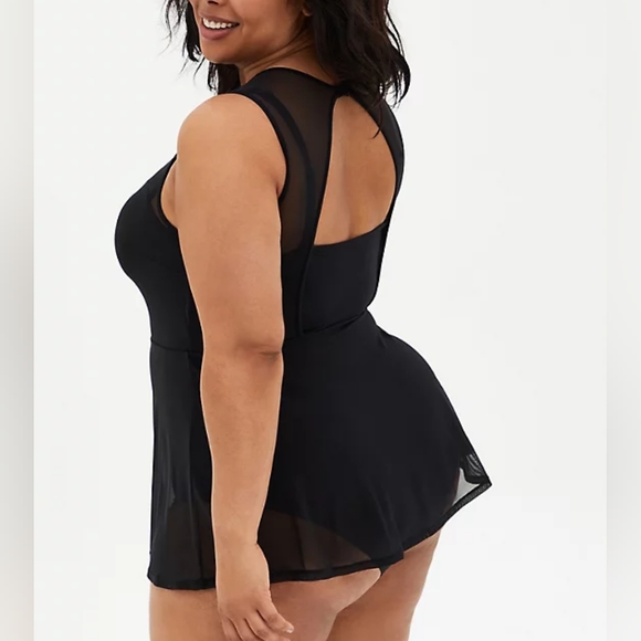 NWT Torrid Black Mesh Peplum Overlay Swimsuit Size 3 - Picture 4 of 7
